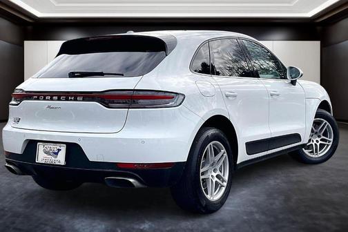 2020 Porsche Macan Base