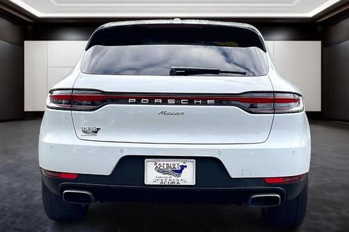 2020 Porsche Macan Base