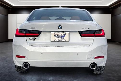 2026 BMW 330 i xDrive