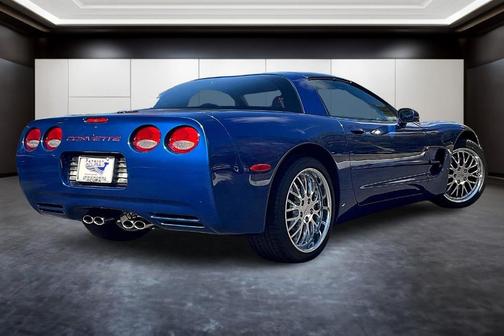 2002 Chevrolet Corvette Base