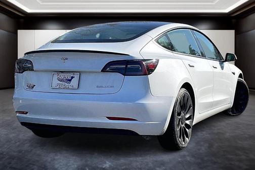 2023 Tesla Model 3 Performance
