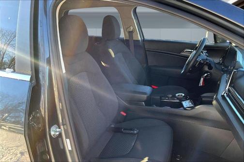 2024 Kia Sportage Hybrid LX