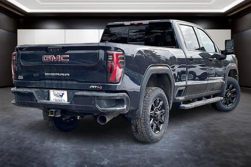 2024 GMC Sierra 2500 AT4