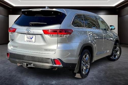 2018 Toyota Highlander Limited Platinum