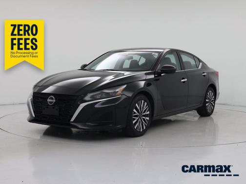 Black 2025 Nissan Altima SV