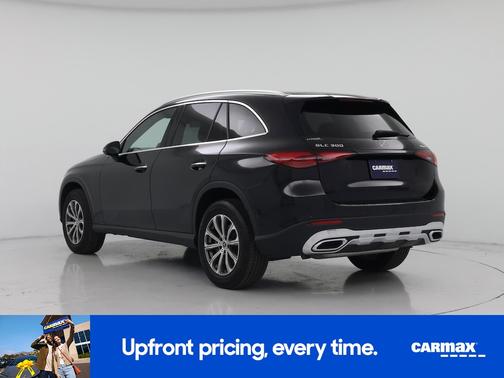 Black 2024 Mercedes-Benz GLC 300