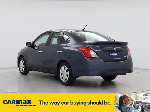 2016 Nissan Versa SV