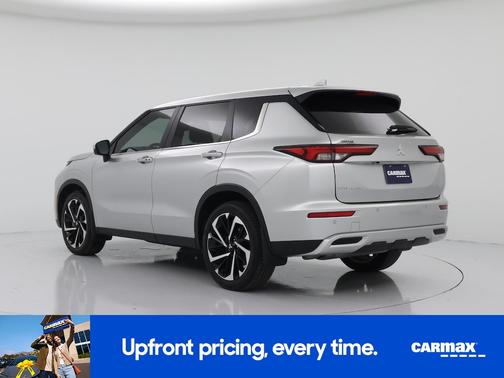 2023 Mitsubishi Outlander SE