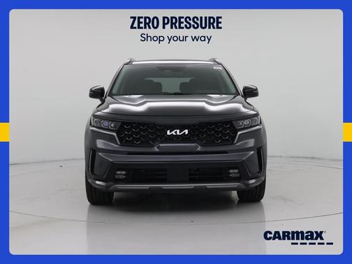 Gray 2023 Kia Sorento SX
