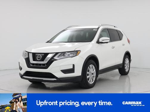 White 2017 Nissan Rogue SV