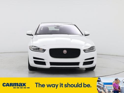 2019 Jaguar XE 25t Premium