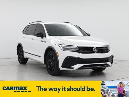 2022 Volkswagen Tiguan SE R-Line Black