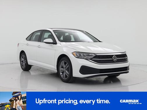 White 2024 Volkswagen Jetta SE
