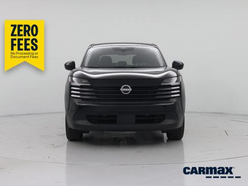 Black 2025 Nissan Kicks SV