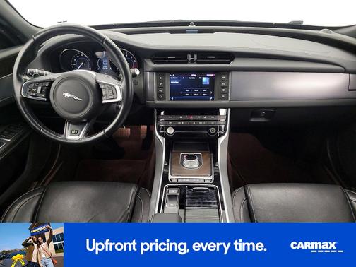 2016 Jaguar XF R-Sport