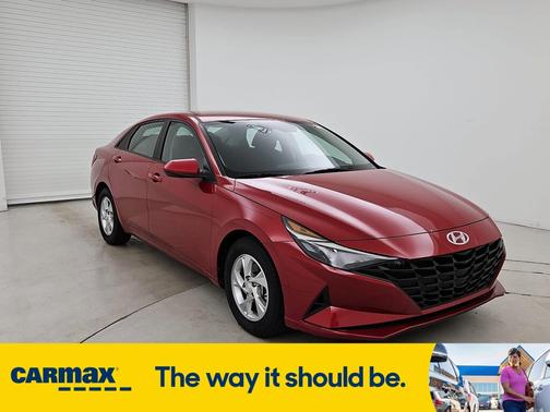 2023 Hyundai ELANTRA SE