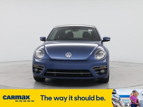 2019 Volkswagen Beetle SE