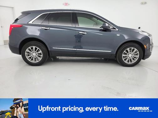 Gray 2019 Cadillac XT5 Luxury