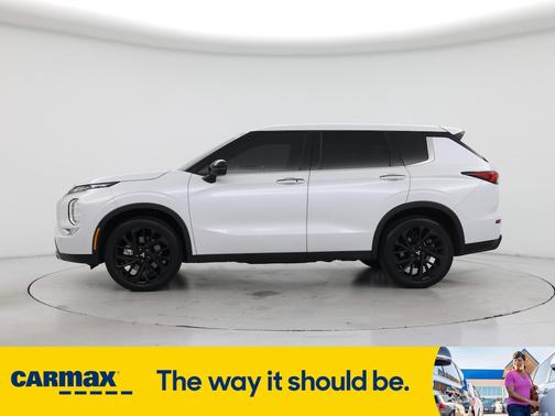 2023 Mitsubishi Outlander SE Black Edition