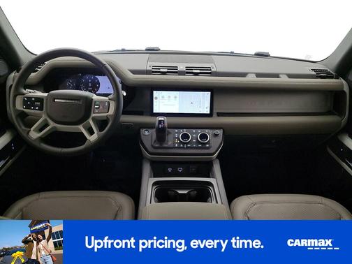 2023 Land Rover Defender 110 SE