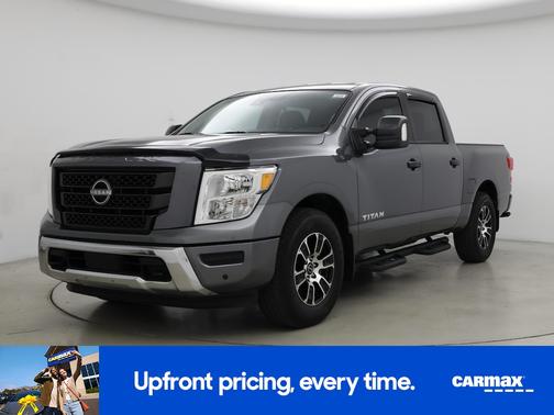 2023 Nissan Titan SV