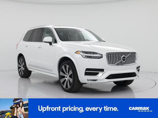 2025 Volvo XC90 B6 Plus