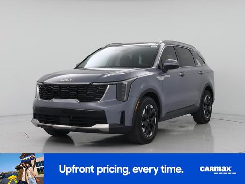 Gray 2024 Kia Sorento S