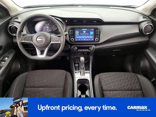 2022 Nissan Kicks SV