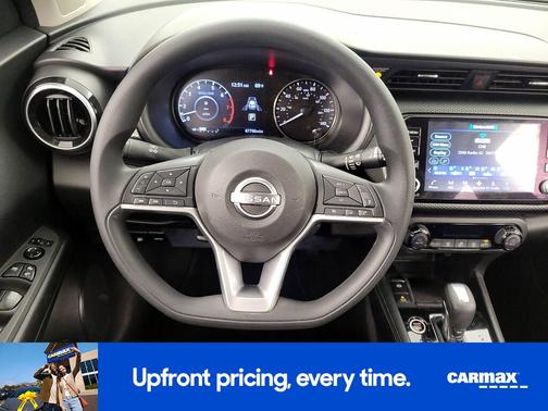 2022 Nissan Kicks SV