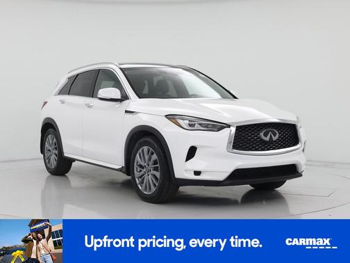White 2023 INFINITI QX50 Luxe
