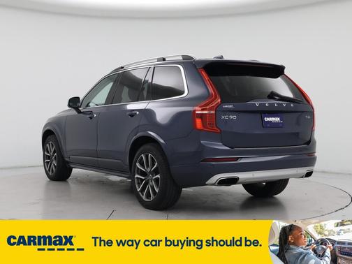 2019 Volvo XC90 T6 Momentum