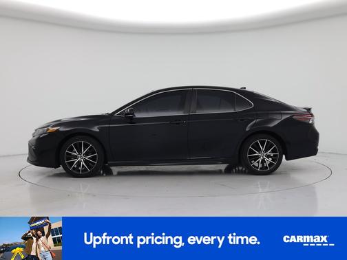 Black 2023 Toyota Camry SE