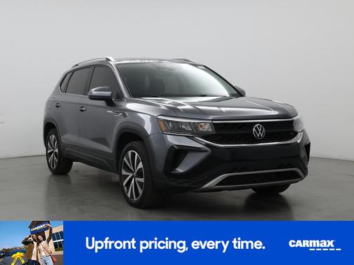Gray 2023 Volkswagen Taos SE