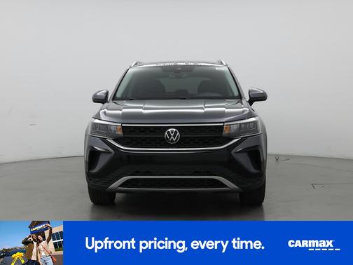 Gray 2023 Volkswagen Taos SE