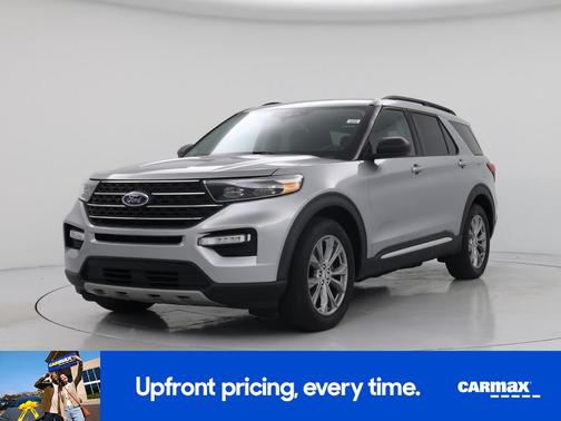 Silver 2022 Ford Explorer XLT