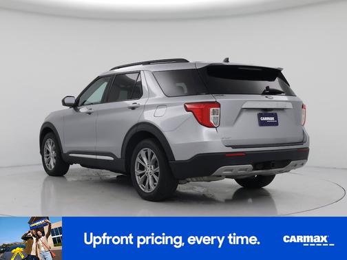 Silver 2022 Ford Explorer XLT