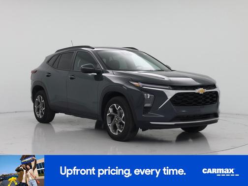 Gray 2025 Chevrolet Trax LT