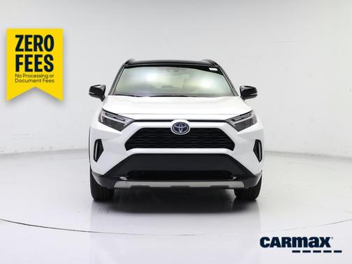 White 2022 Toyota RAV4 Hybrid XSE