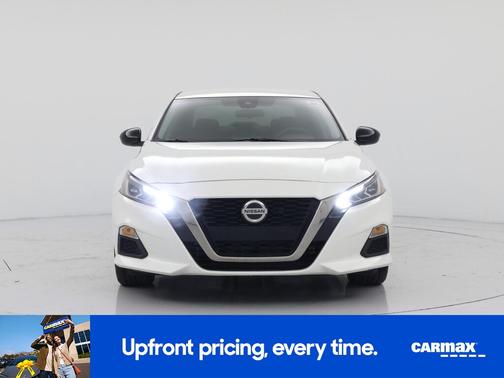 2022 Nissan Altima SR