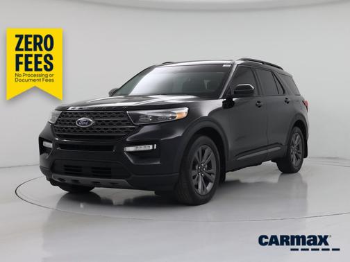 Black 2022 Ford Explorer XLT