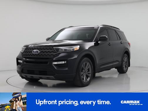 Black 2022 Ford Explorer XLT