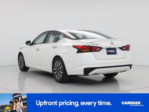 White 2025 Nissan Altima SV