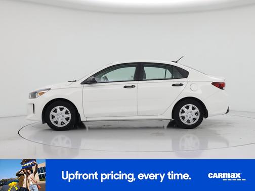 White 2018 Kia Rio LX
