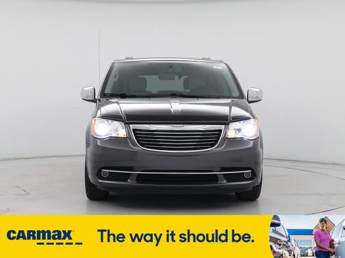 2015 Chrysler Town & Country Limited Platinum