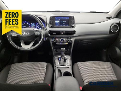 White 2019 Hyundai KONA SEL