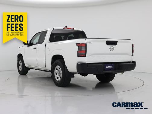 White 2024 Nissan Frontier S