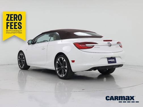 White 2018 Buick Cascada Premium