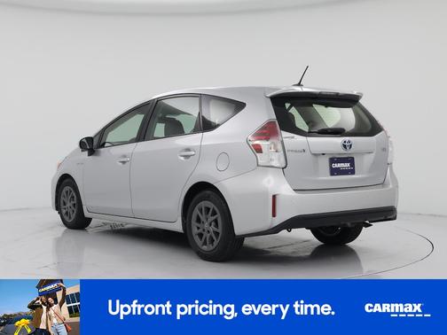 2016 Toyota Prius v Four