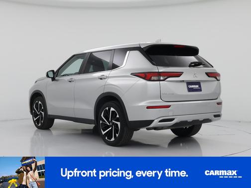 2023 Mitsubishi Outlander SE