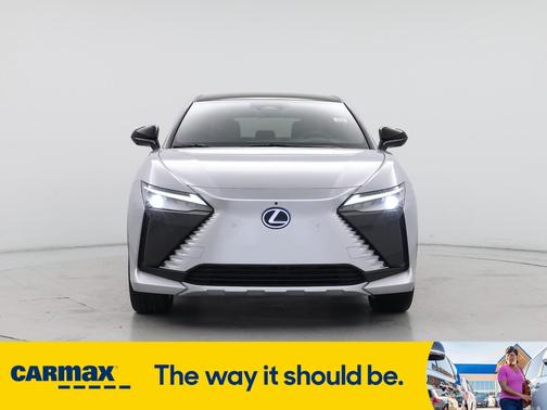 2023 Lexus RZ 450e Luxury